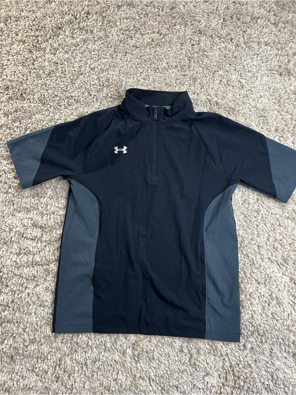 Under Armour Black & Gray Short Sleeve Quarter-Zip Training Top